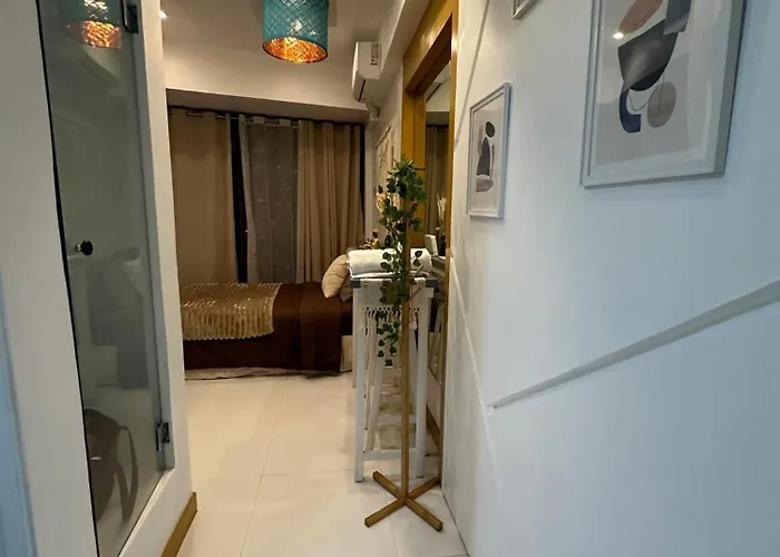Cozy Place With View At Greenbelt Makati Apartment