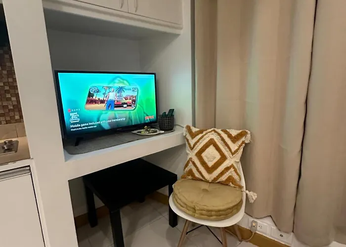 Cozy Place With View At Greenbelt Makati Apartment *