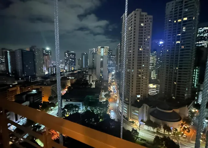 Cozy Place With View At Greenbelt Makati